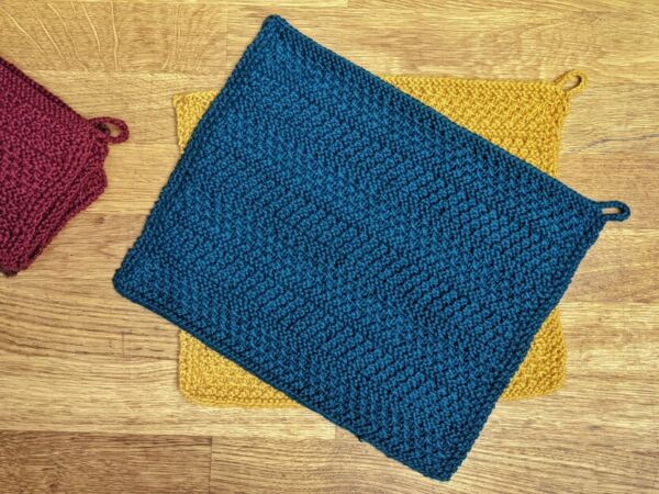 Arropa - textured washcloth Knitting pattern by Phuong Mai | LoveCrafts